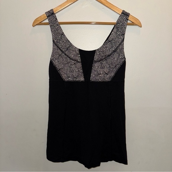 Lululemon Wrapper’s Delight Tank Top Size 8 - Picture 2 of 9